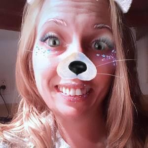 Meet your Posher, Annie